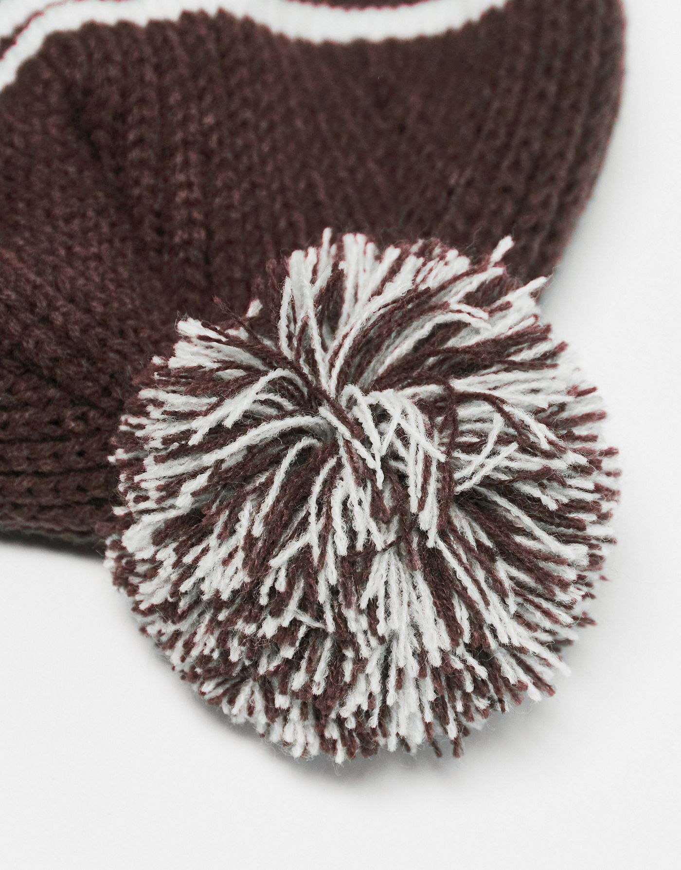 The North Face Retro bobble hat in brown and off white