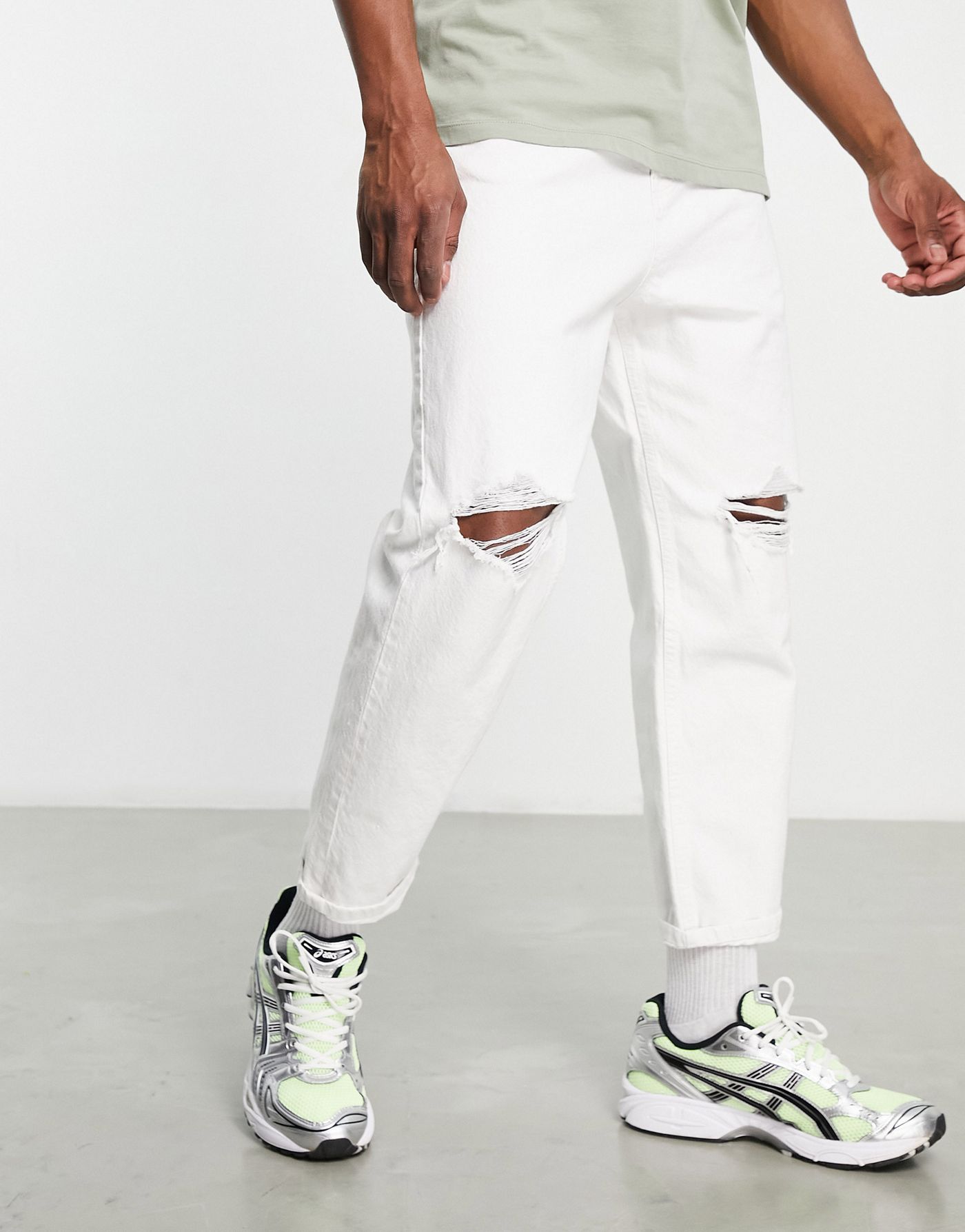Bershka tapered jeans with rips in white