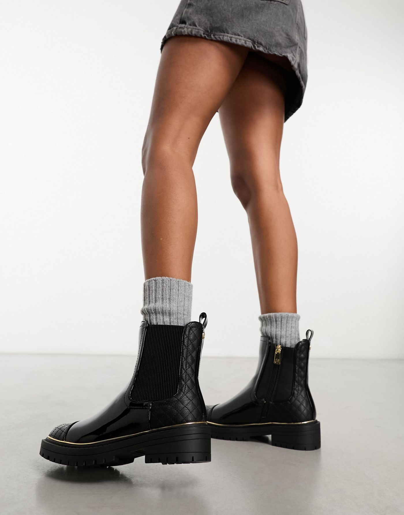 River Island wide fit chelsea boot in black