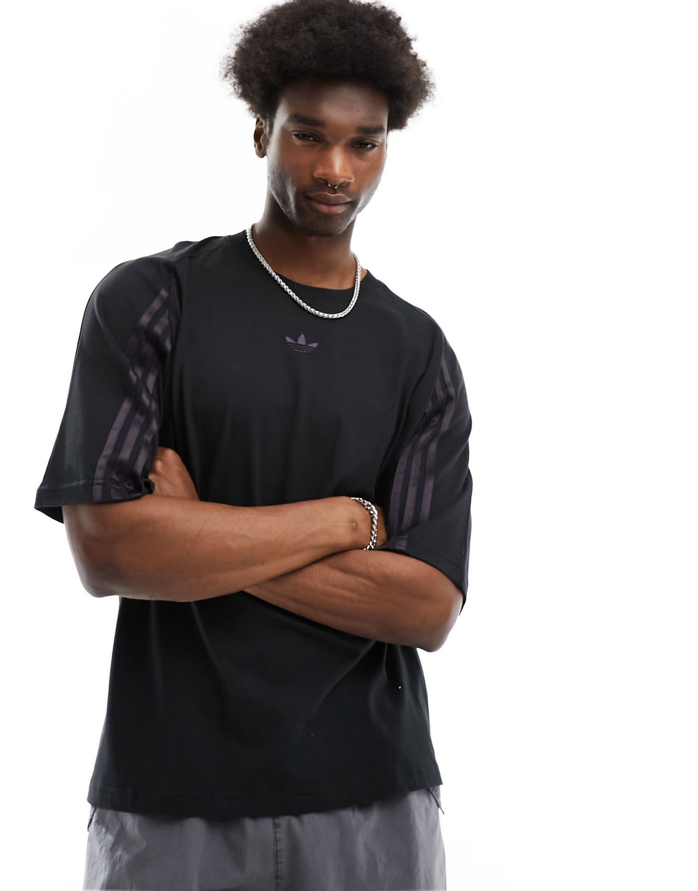 adidas Raglan Cutline T-Shirt in Black