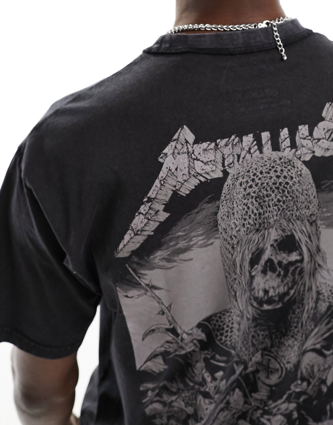 Pull&Bear Metallica t-shirt in black