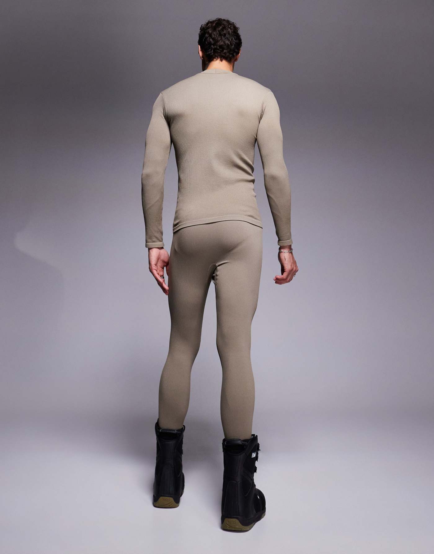 ASOS 4505 Ski seamless thermal base layer leggings in clay