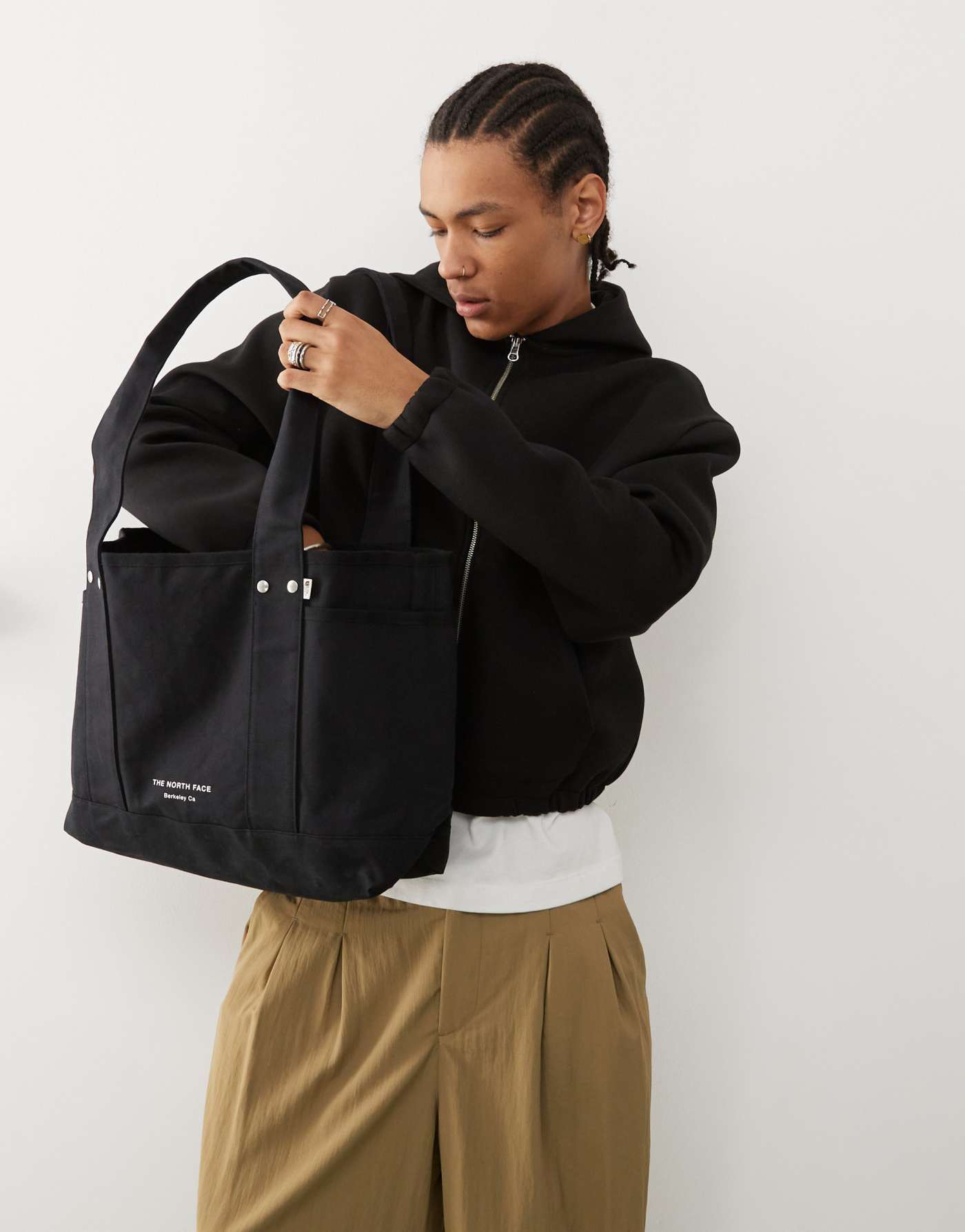 The North Face circle logo tote bag in black