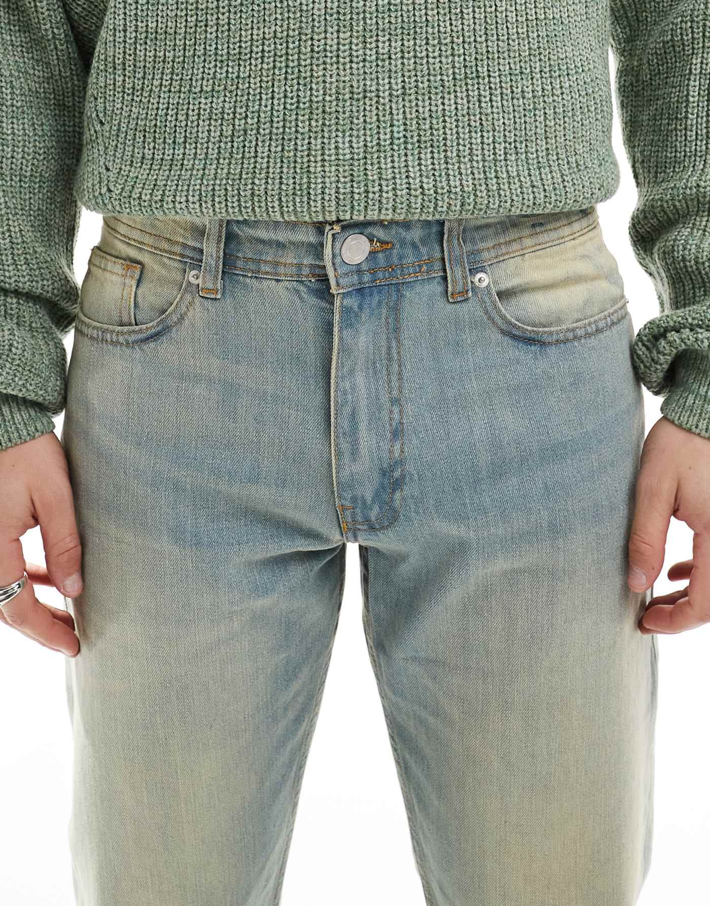 DTT rigid straight fit jeans in light blue vintage tint