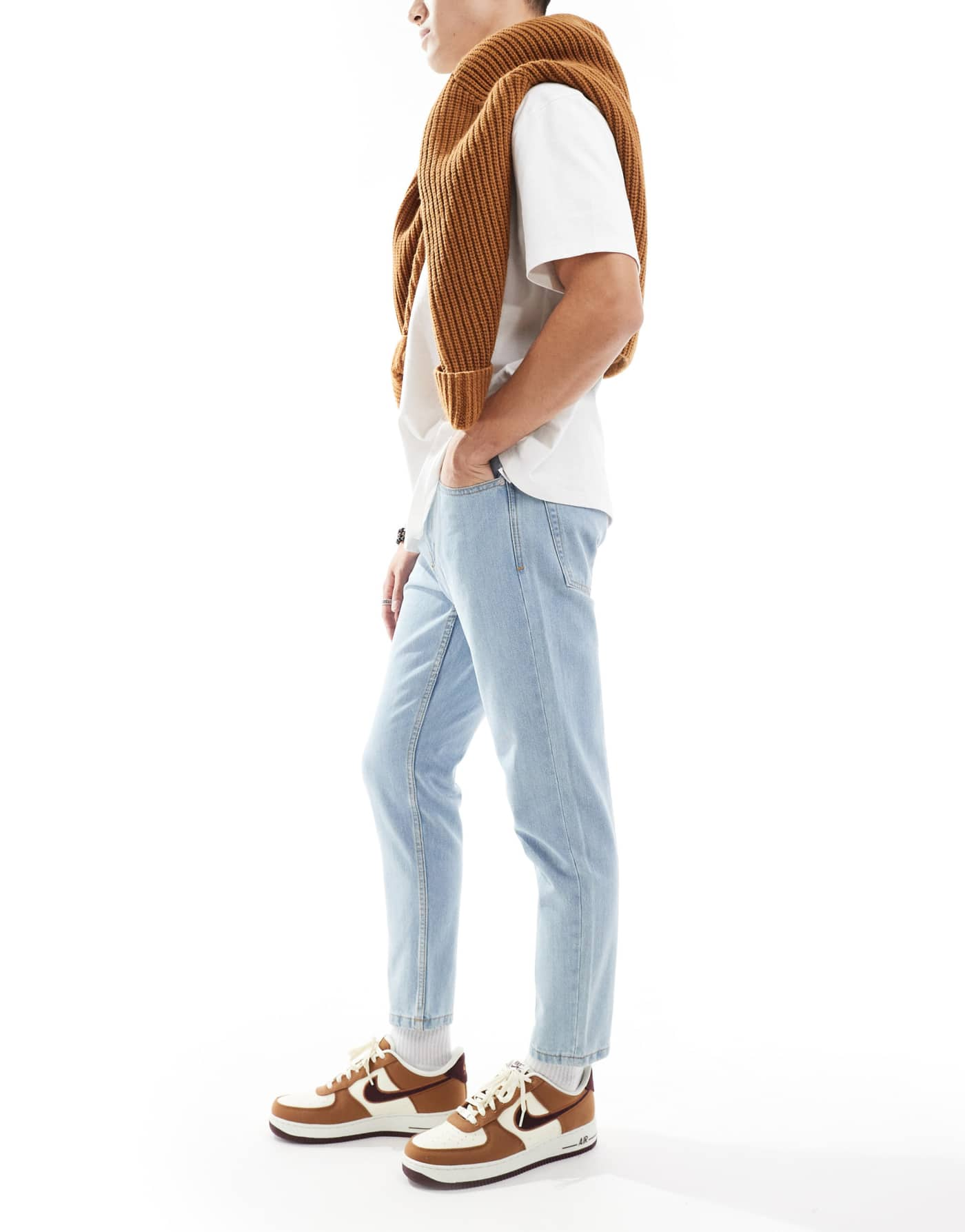 DTT rigid cropped tapered fit jeans in light blue