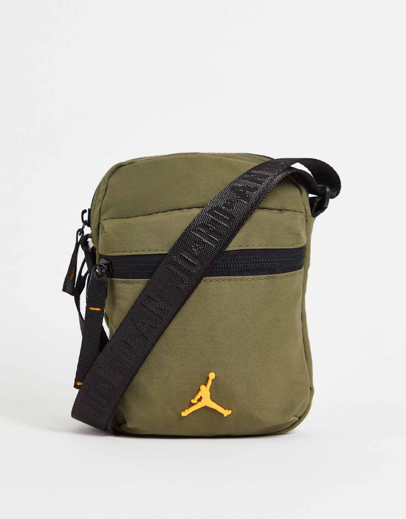 Jordan Air flight bag in khaki