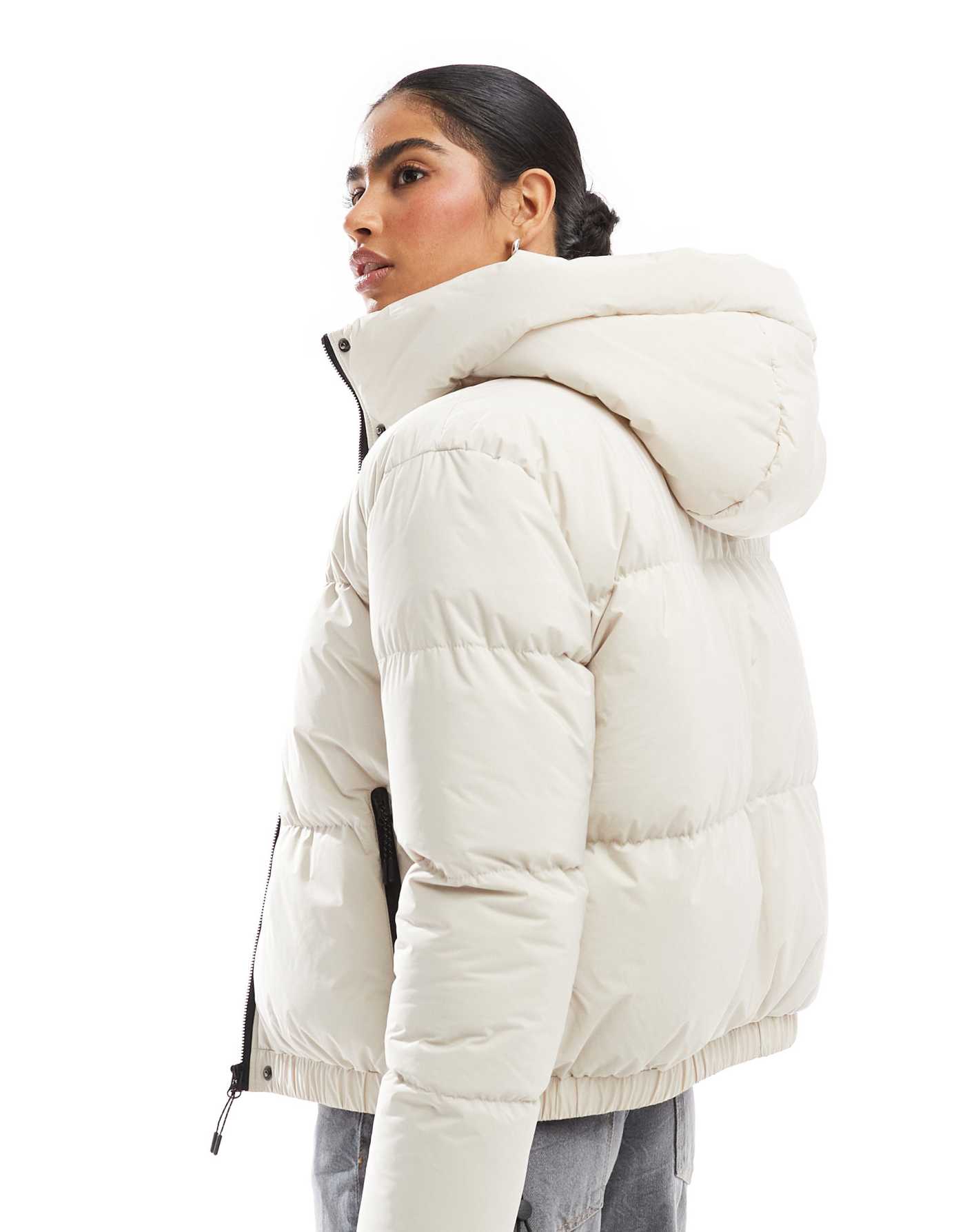 Threadbare contrast short hooded puffer in white