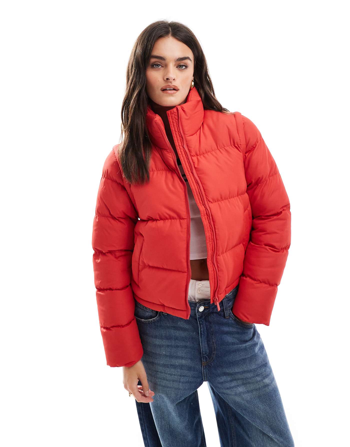 Threadbare short zip up puffer with hood in red