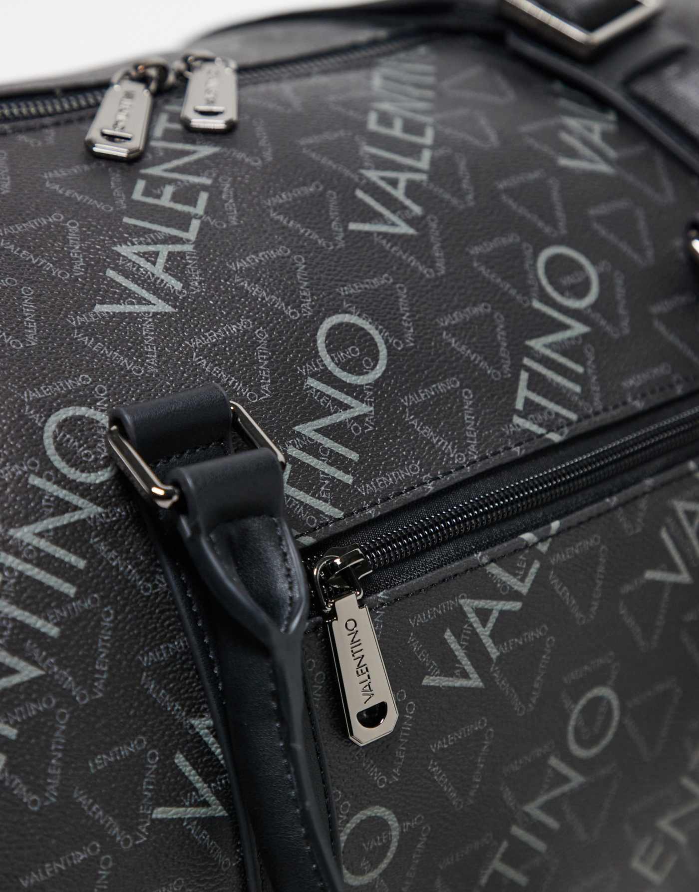 Valentino Zefir all over print duffle bag in black