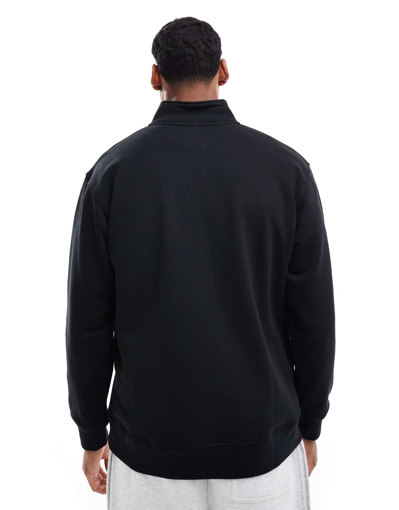 ellesse Baleor quarter zip sweat in black