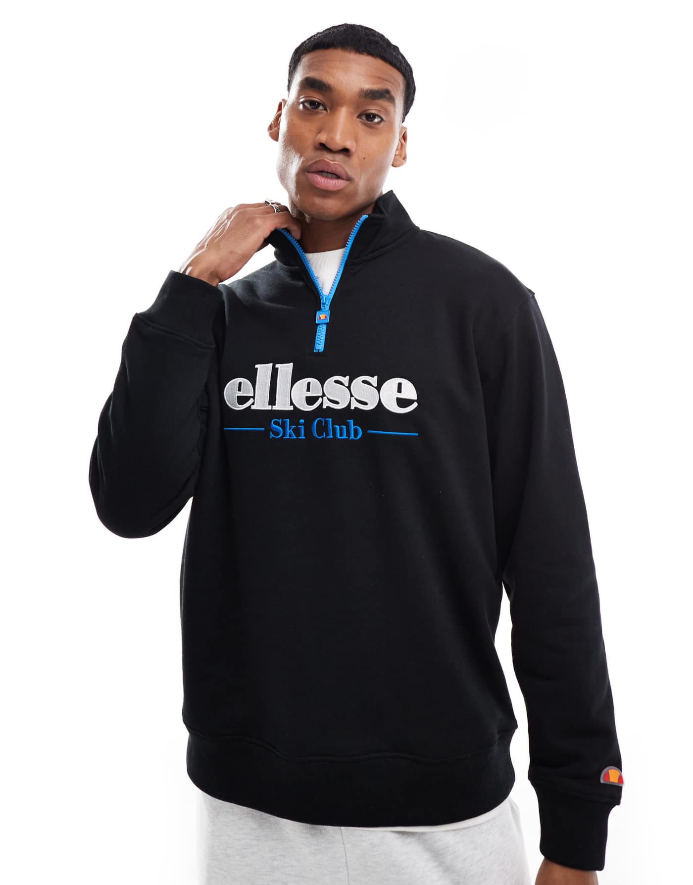 ellesse Baleor quarter zip sweat in black