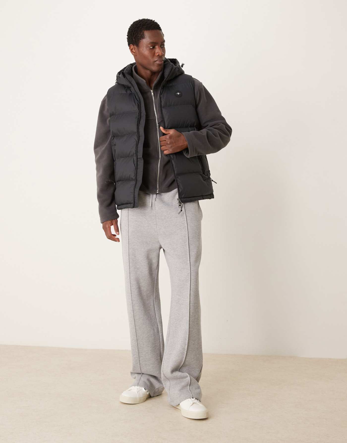 GANT active cloud hooded puffer gilet in black