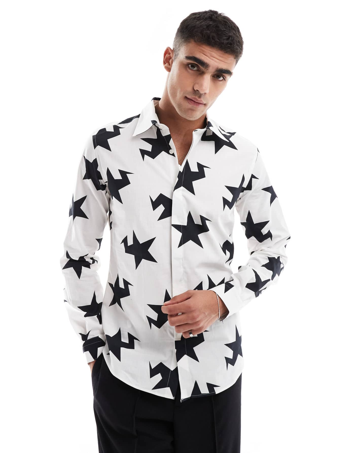 Twisted Tailor slim fit shirt in star print