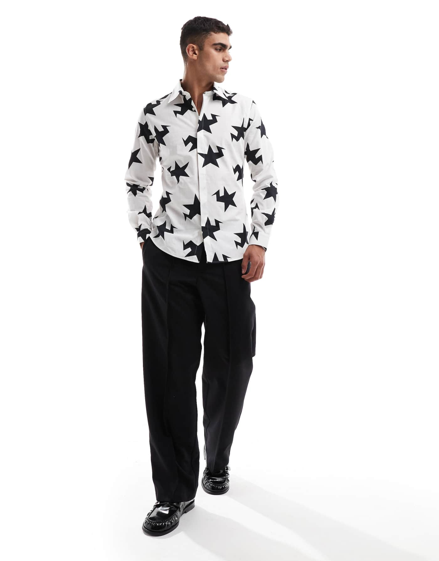 Twisted Tailor slim fit shirt in star print