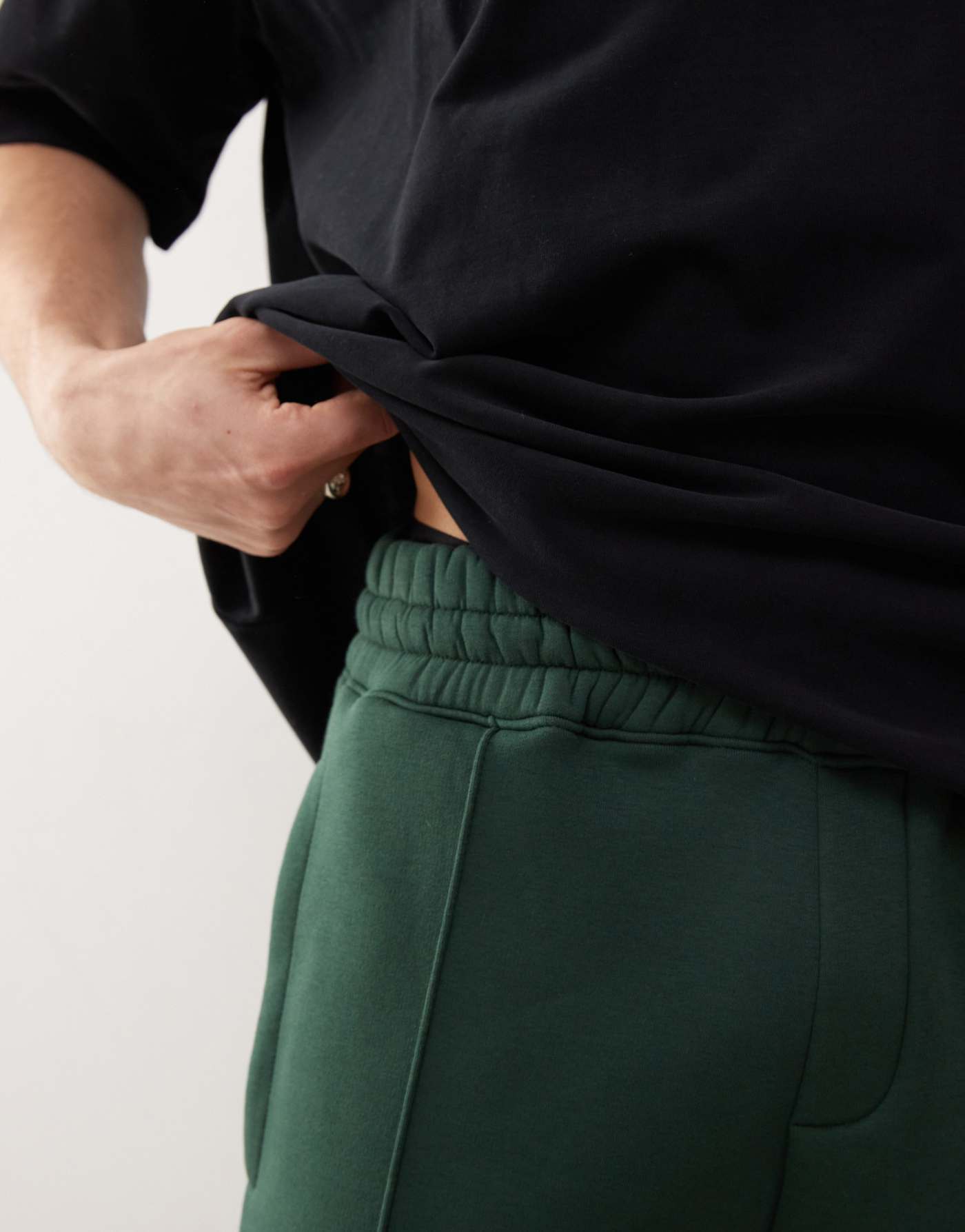 Prohibited seam detail sweat straight leg jogger in green