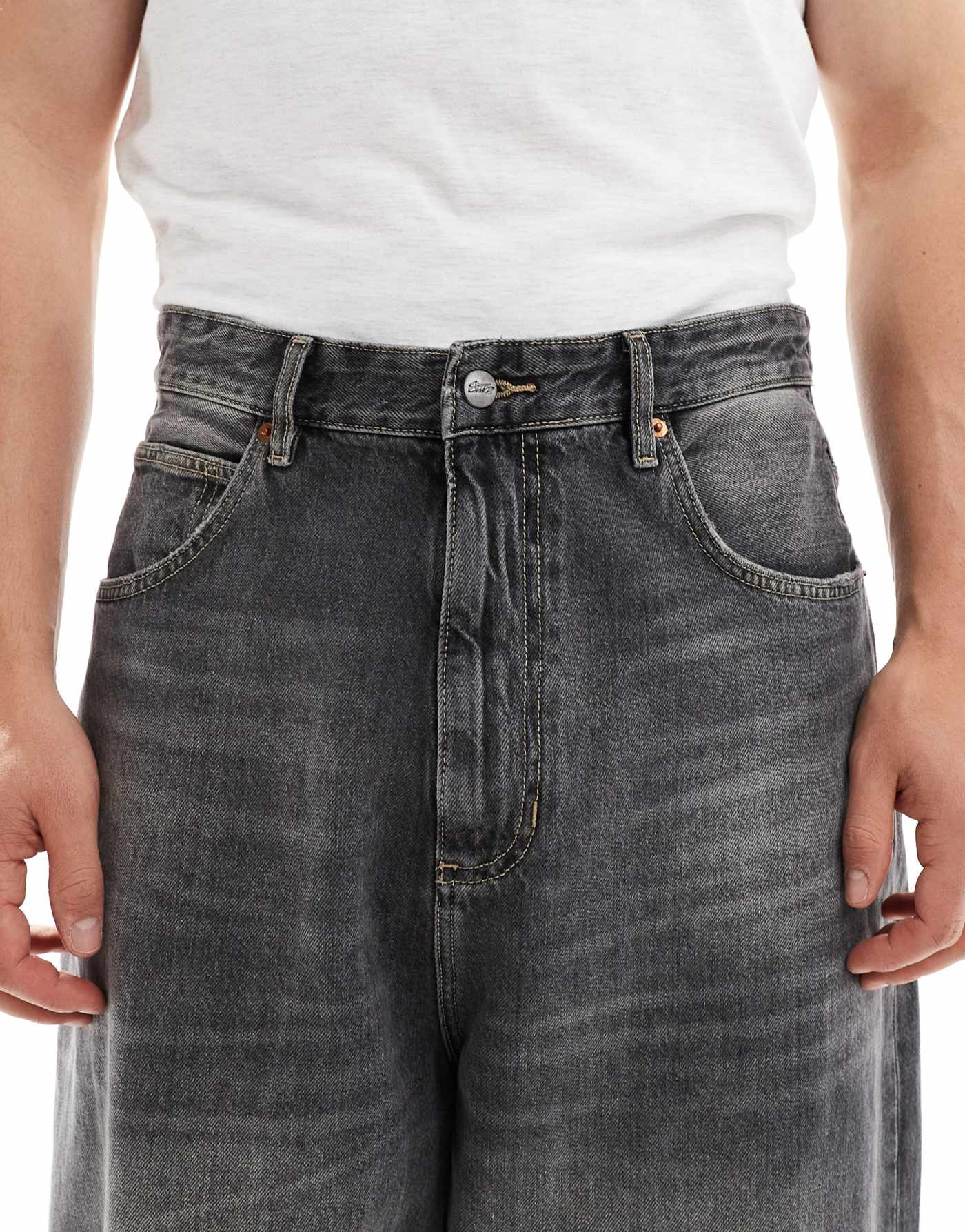 Pull&Bear baggy fit jeans in washed grey