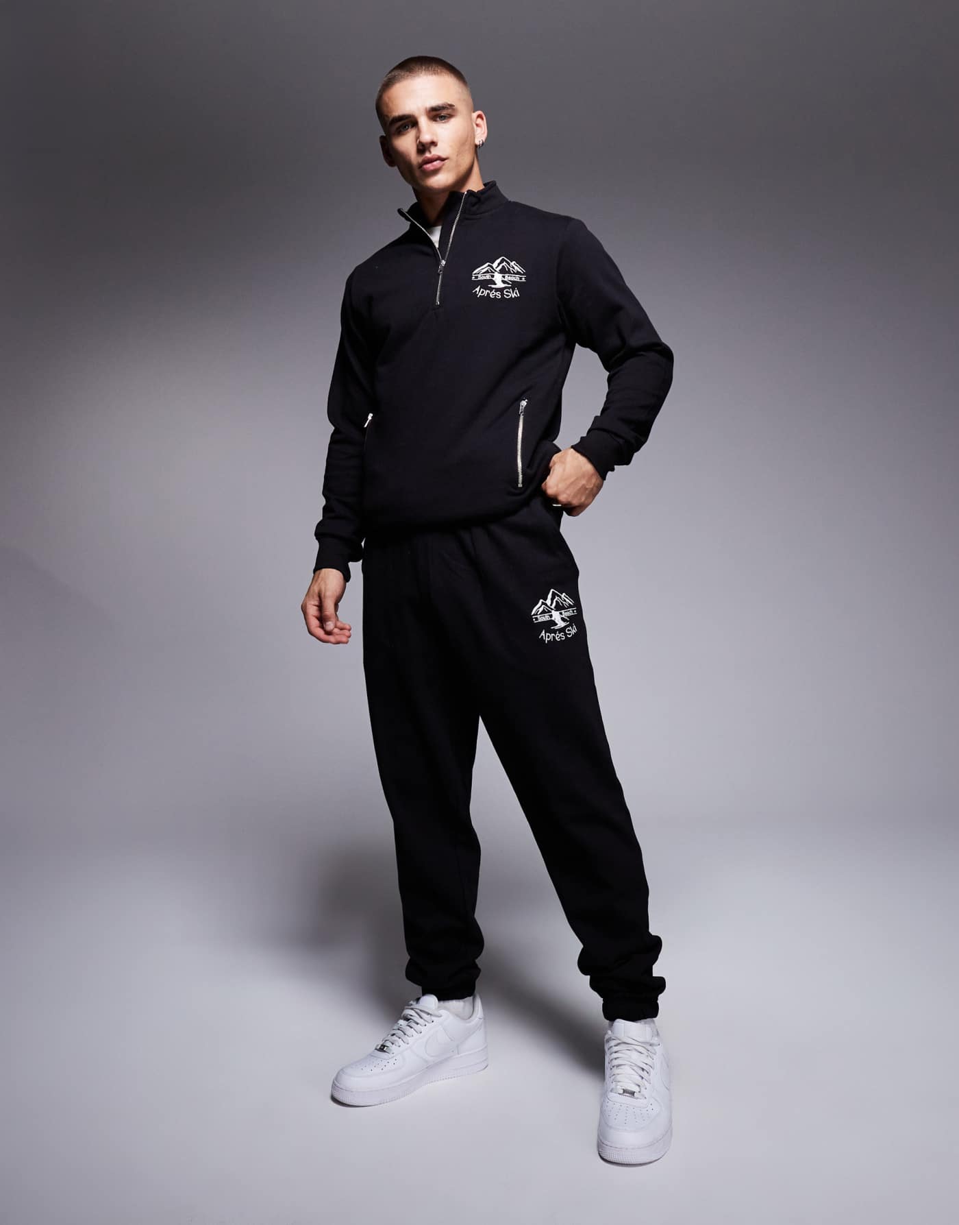 South Beach Ski joggers in black