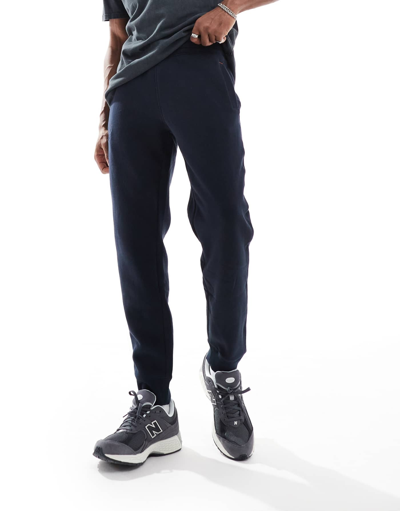 Superdry Essential logo joggers in eclipse navy