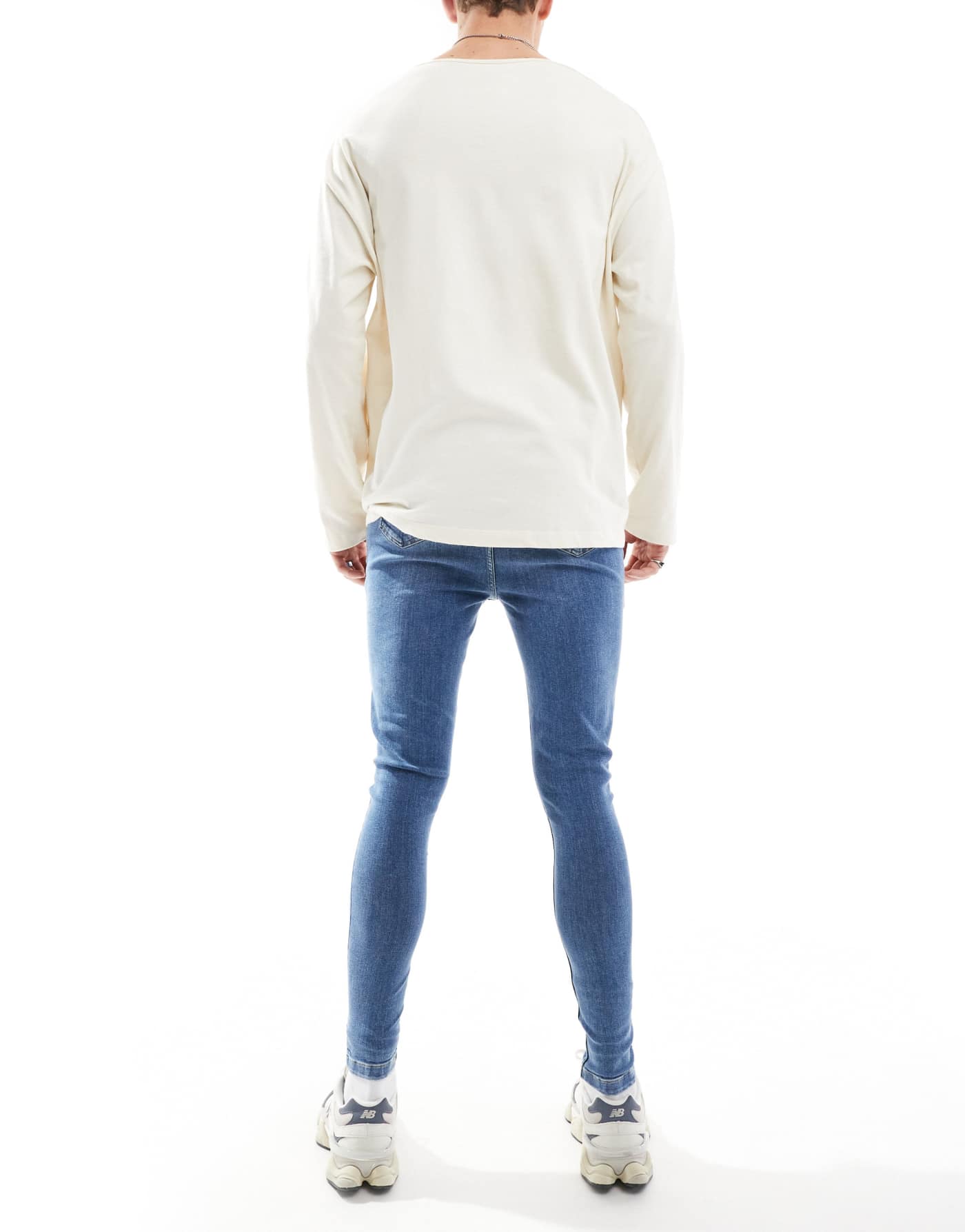 Hera Mens spray on ripped jean in mid blue