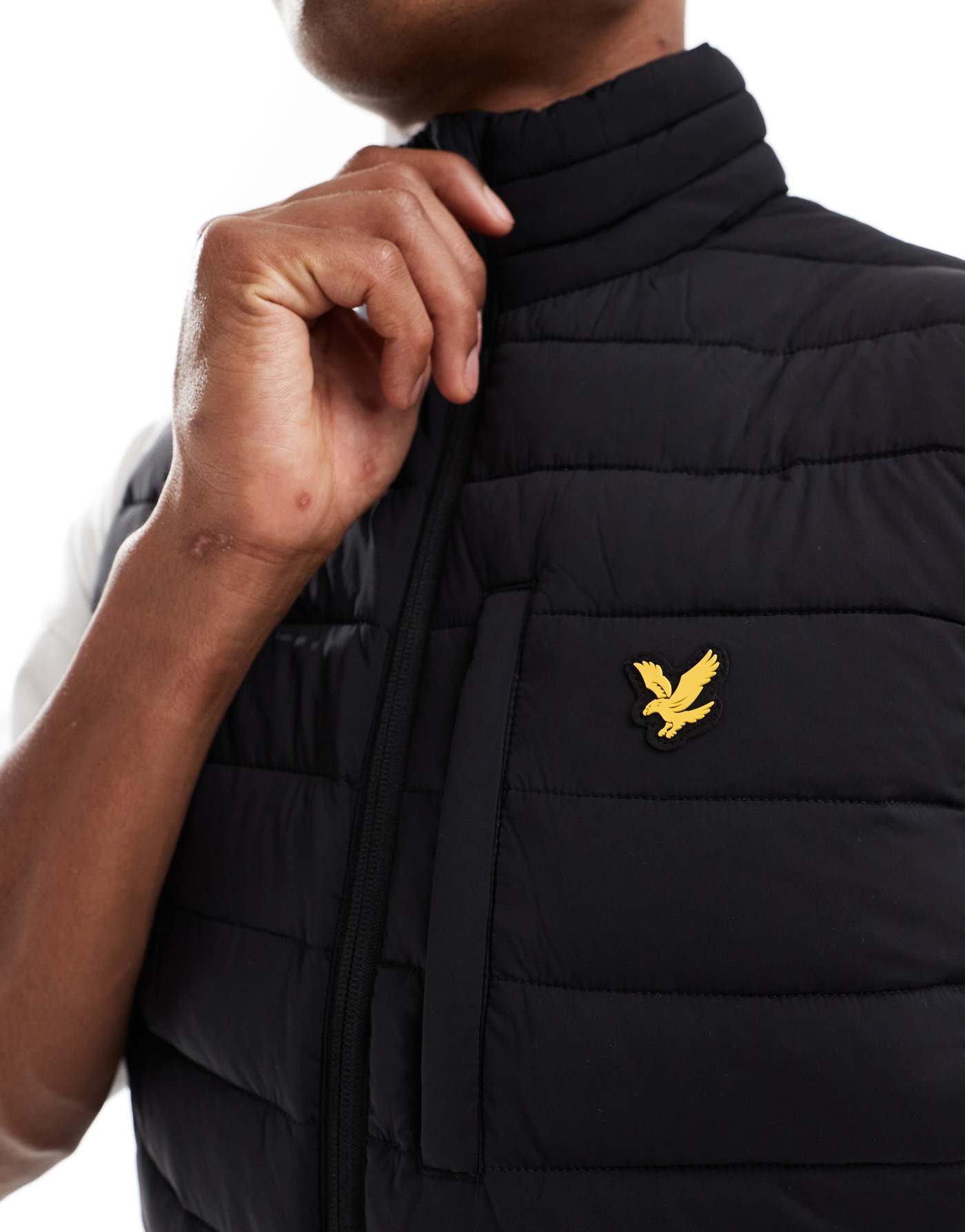 Lyle & Scott Stretch Lightweight Quilted Gilet in black