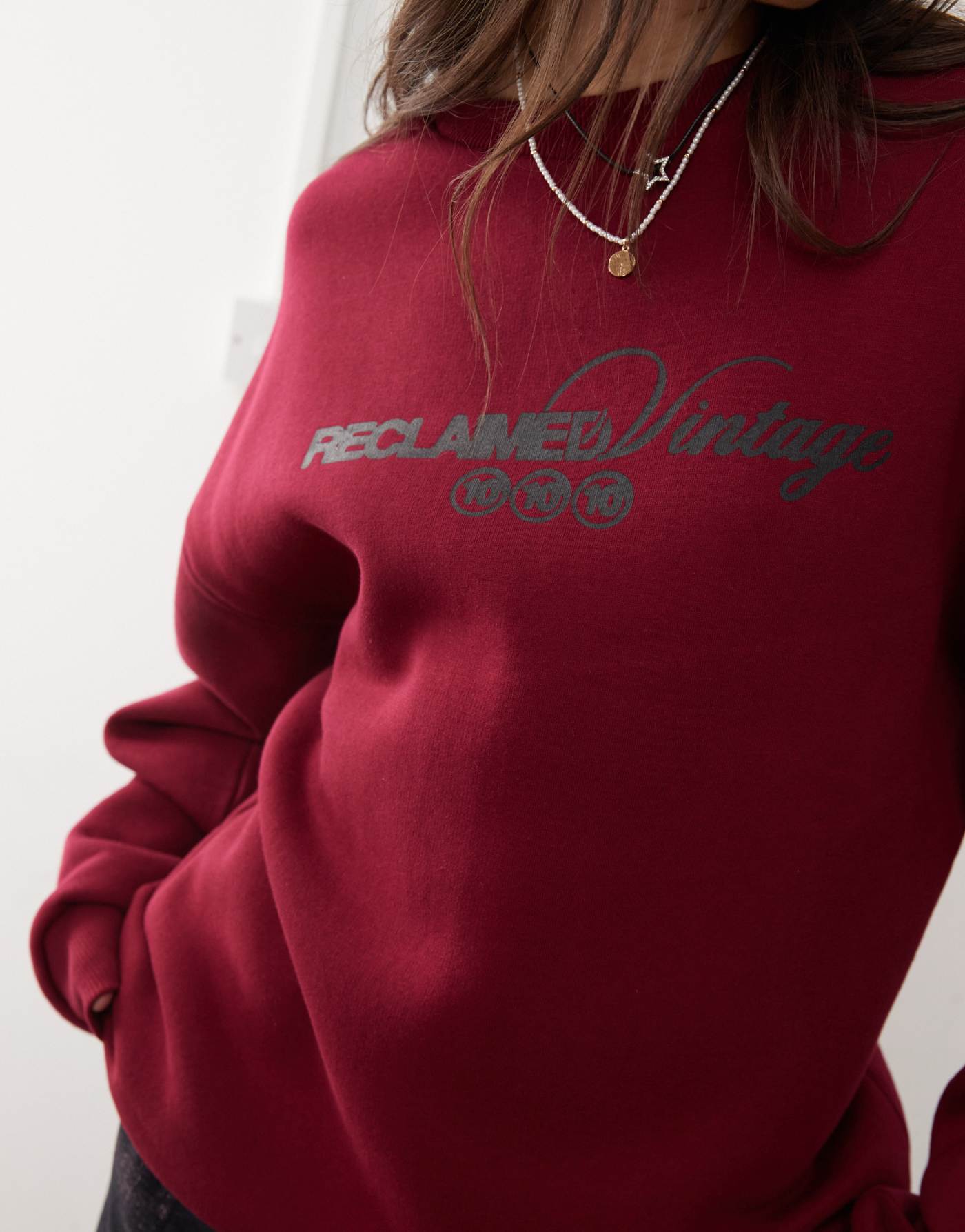 Reclaimed Vintage unisex oversized sweat with logo in burgundy