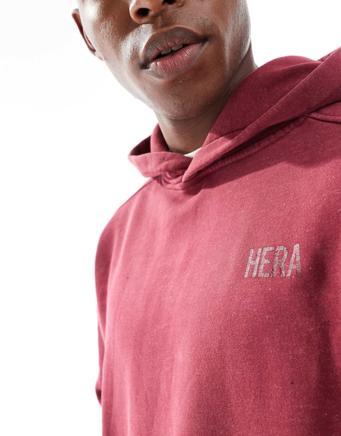 Hera Mens washed graphic hoodie in oxblood