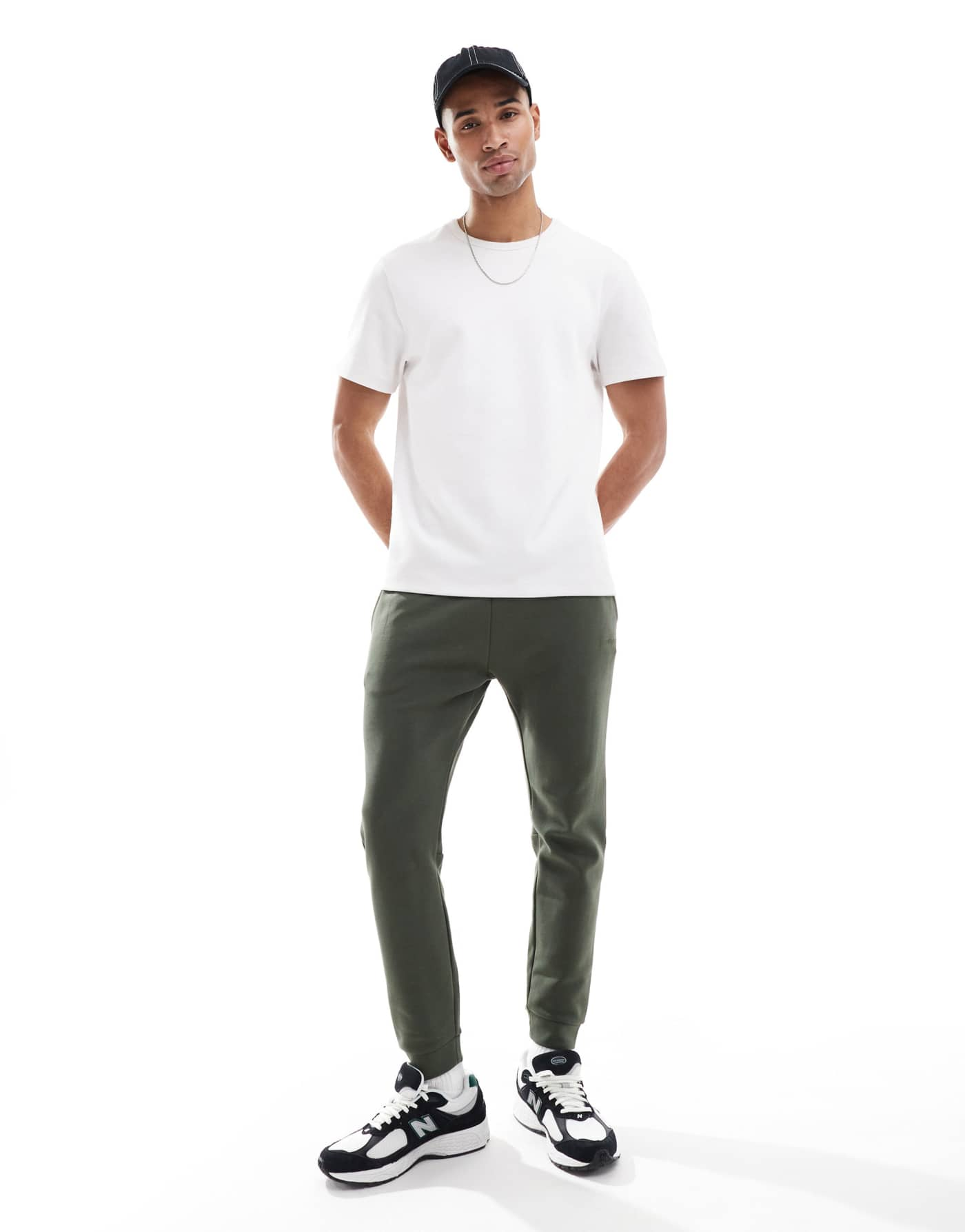 Superdry Tech tapered jogger in dark moss green