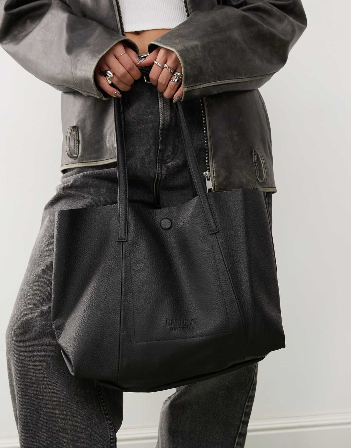 Barneys Originals leather tote bag in black