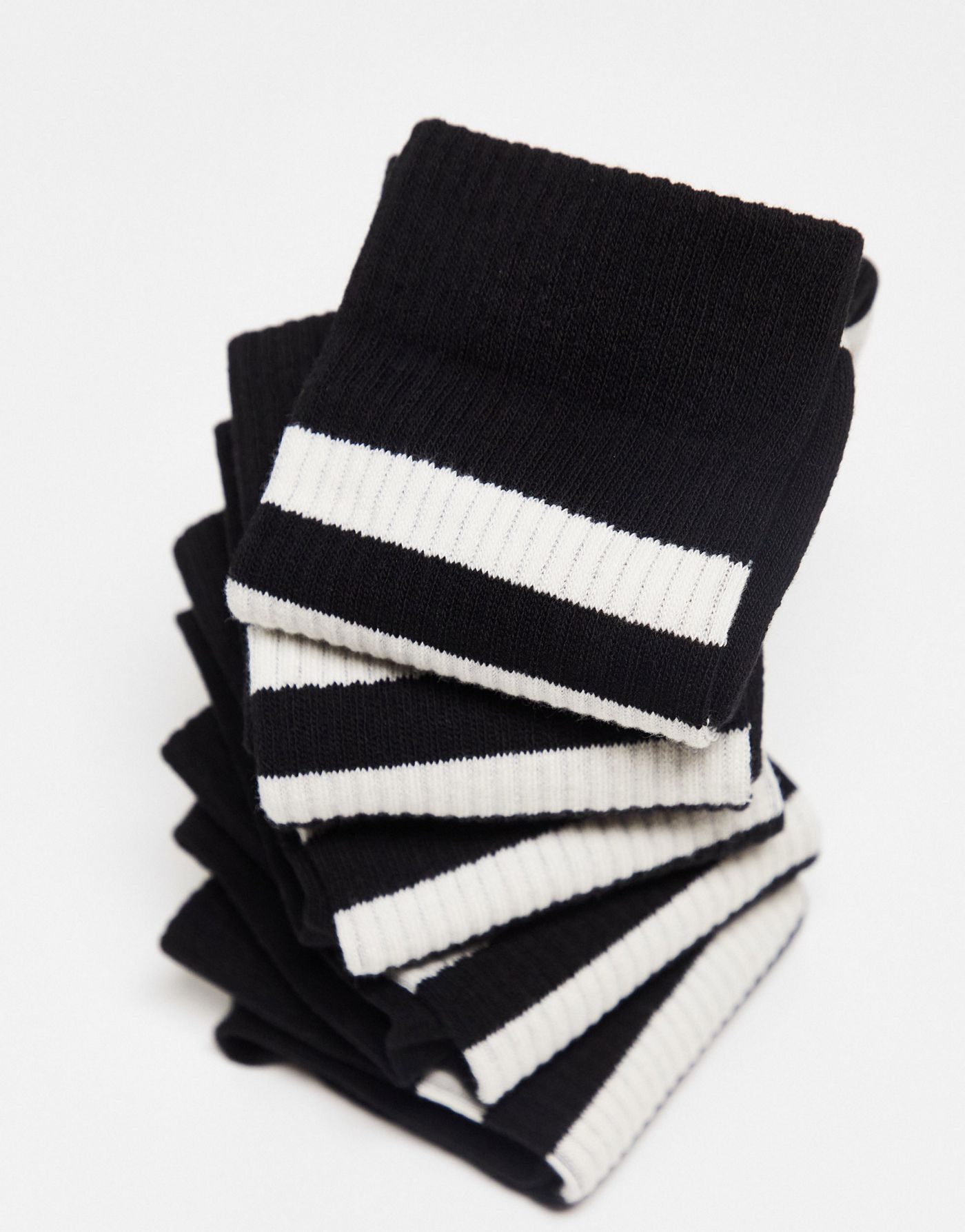 ASOS DESIGN 5 pack sports socks with stripe in black and ecru