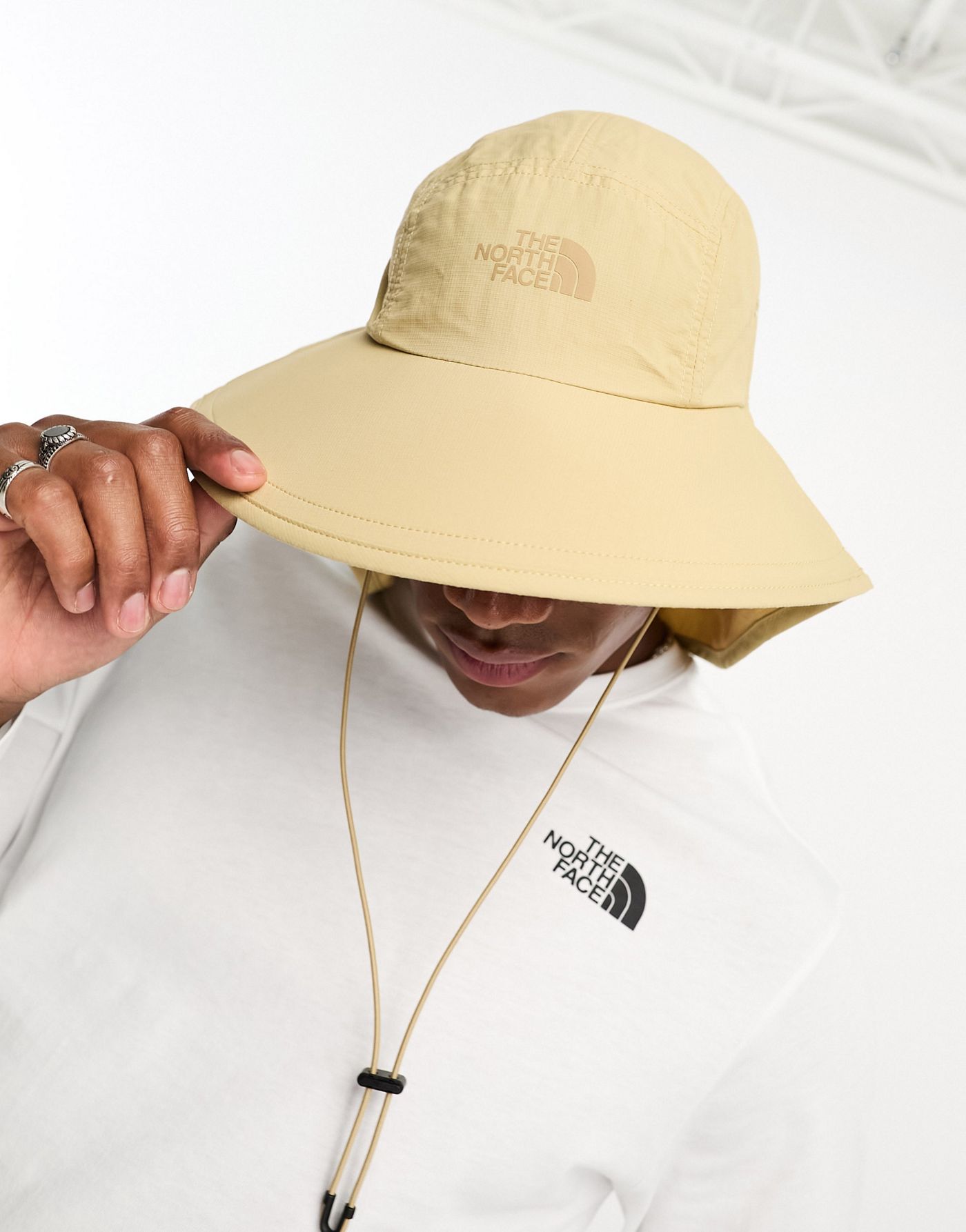 The North Face Horizon Mullet Brimmer sun hat in stone