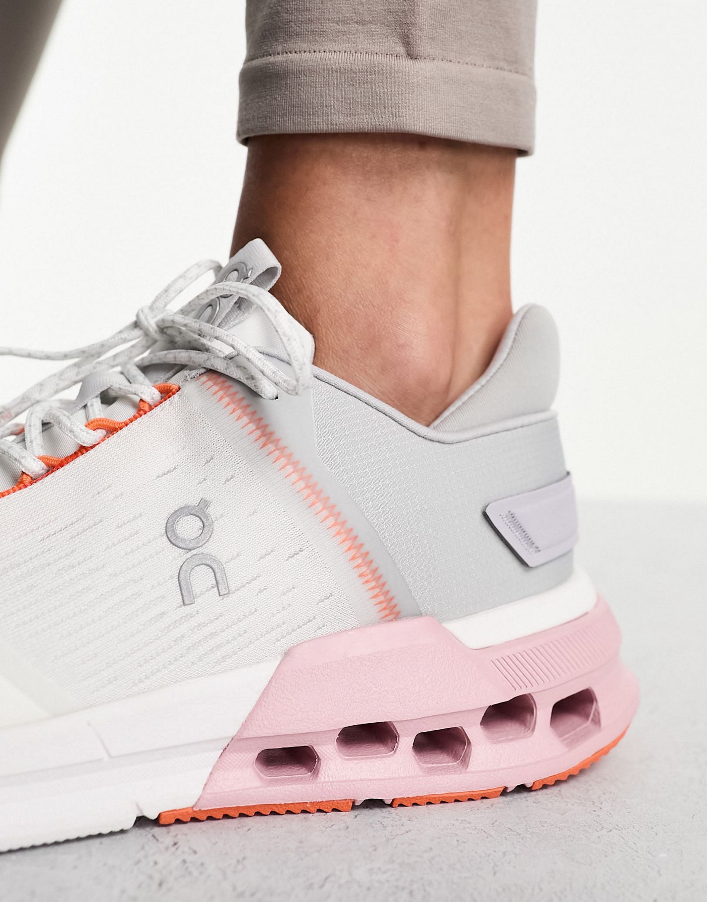 ON Cloudnova Flux trainers in grey and pink