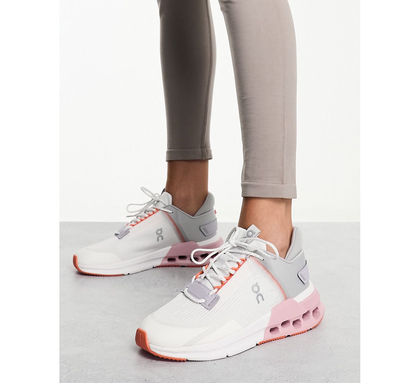 ON Cloudnova Flux trainers in grey and pink