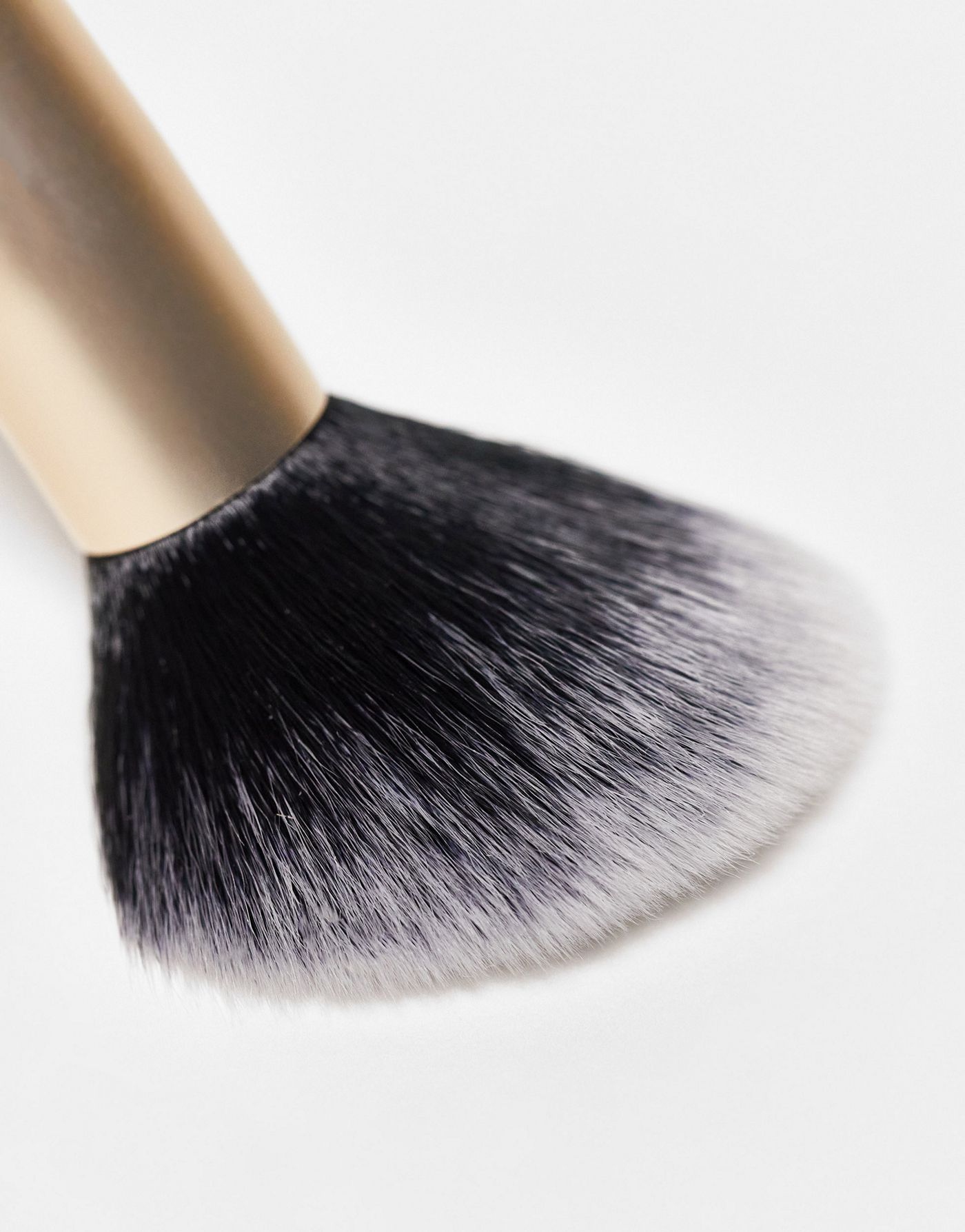 Doll Beauty Bestie Blending Brush