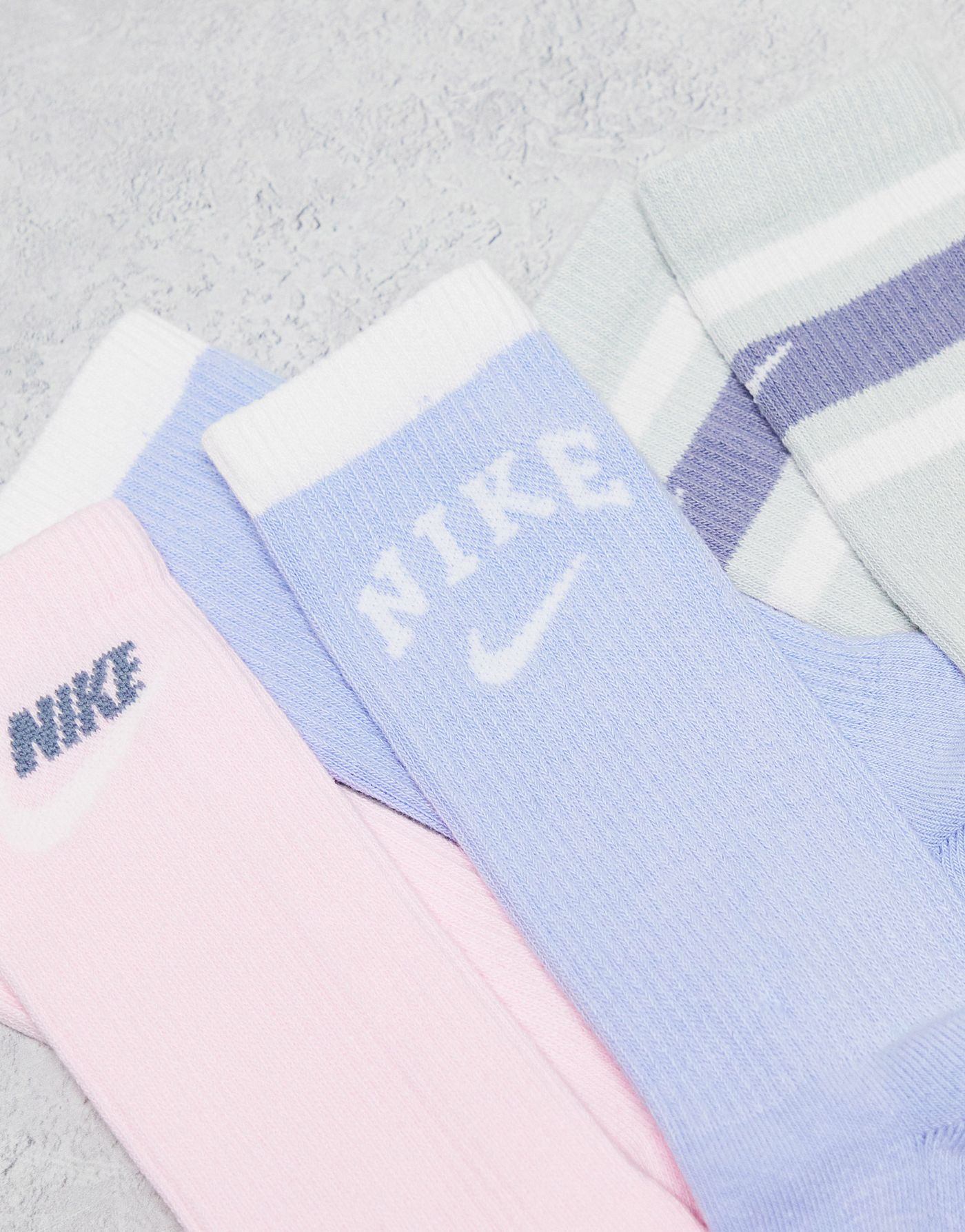 Nike Training Everyday Plus 3-pack retro socks in silver, cobalt and pink