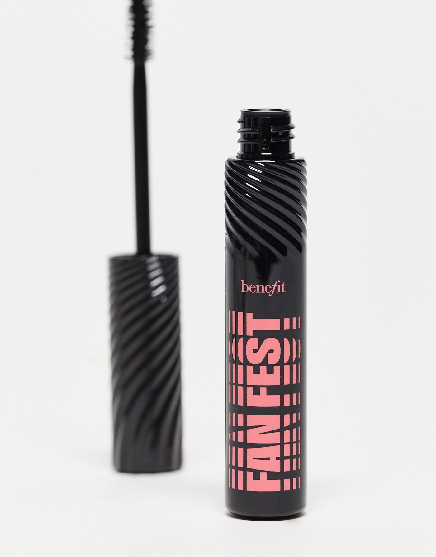 Benefit Fan Fest Mascara