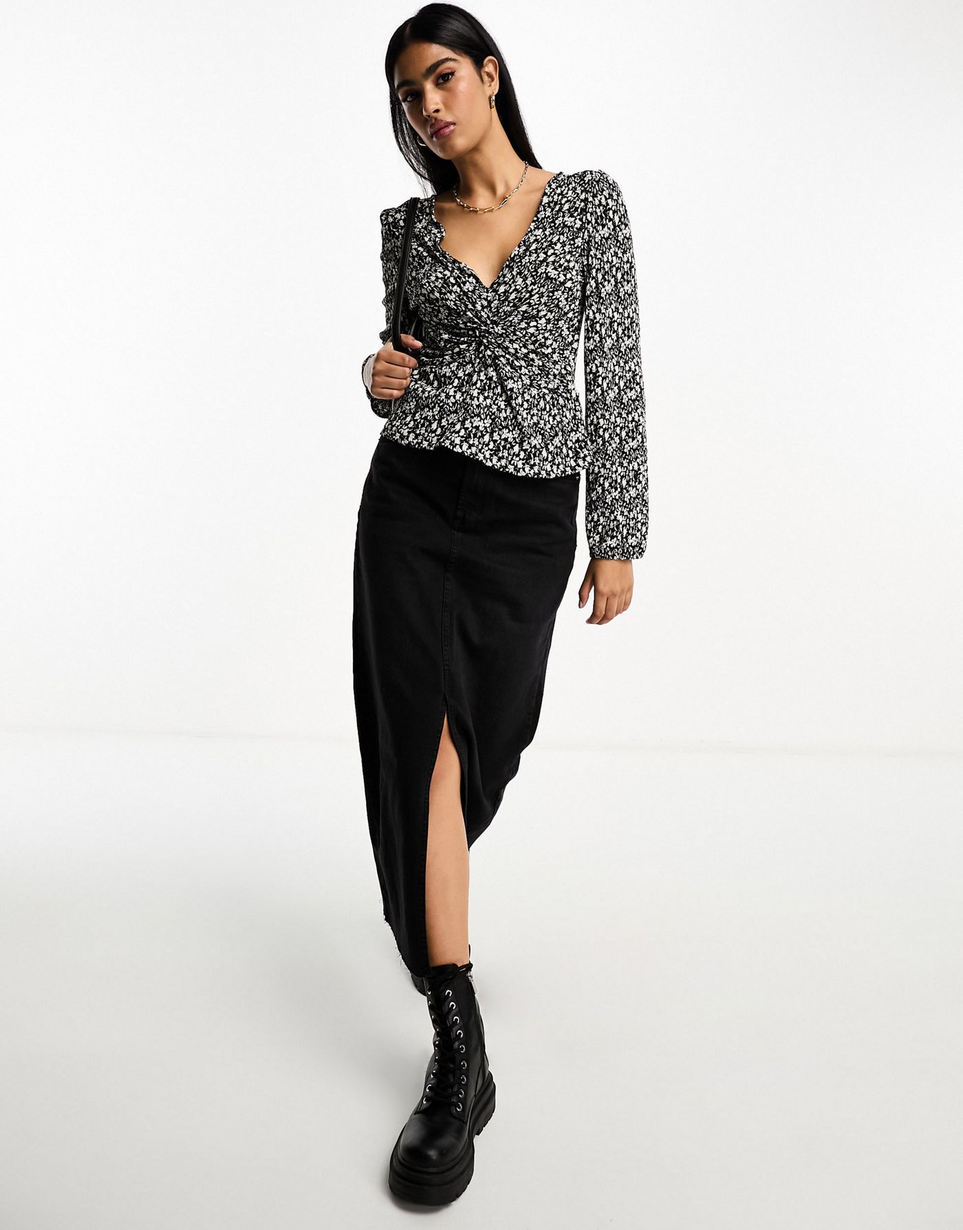 Mango chinched ruched detail floral blouse in black