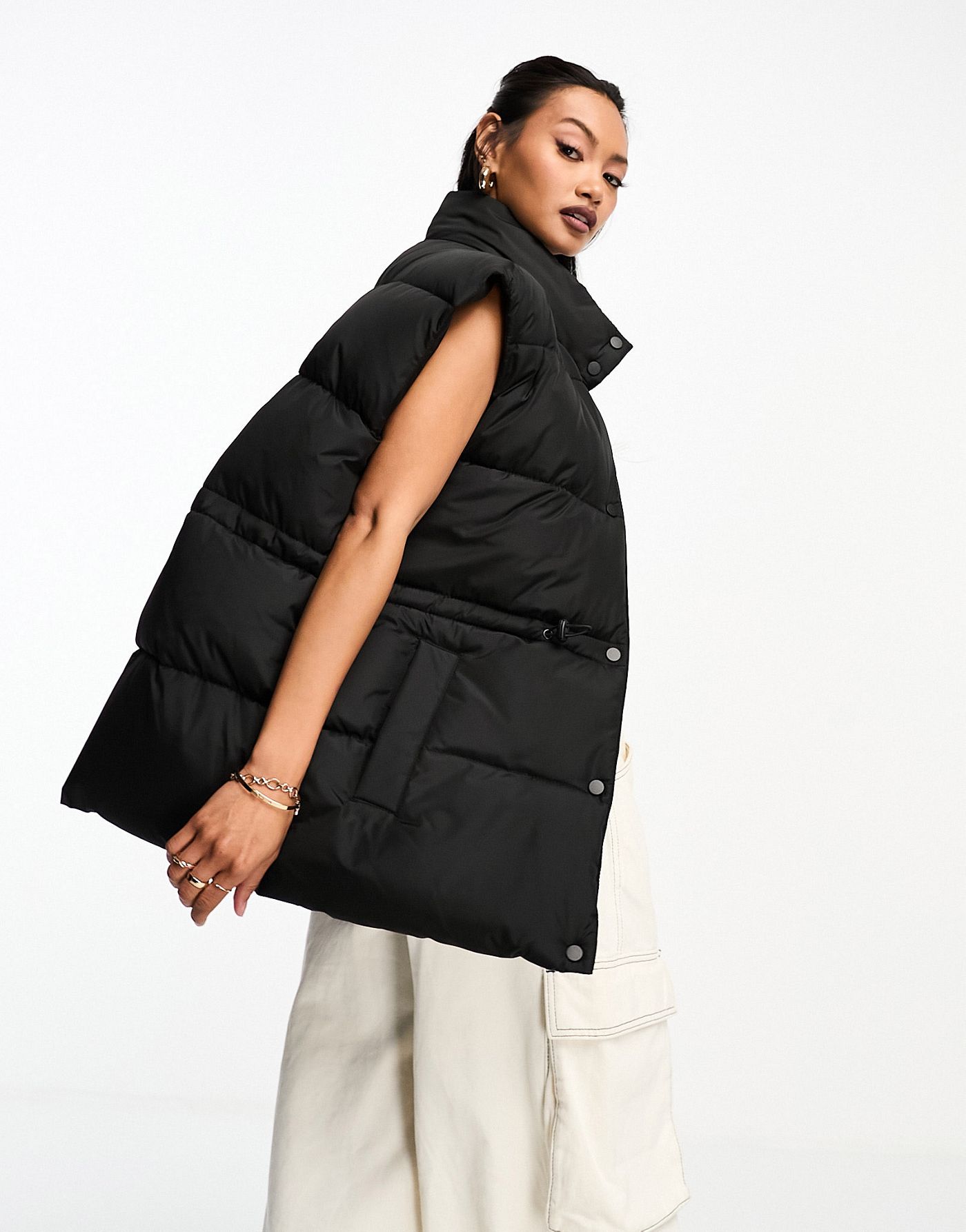 ASOS DESIGN short padded gilet in black