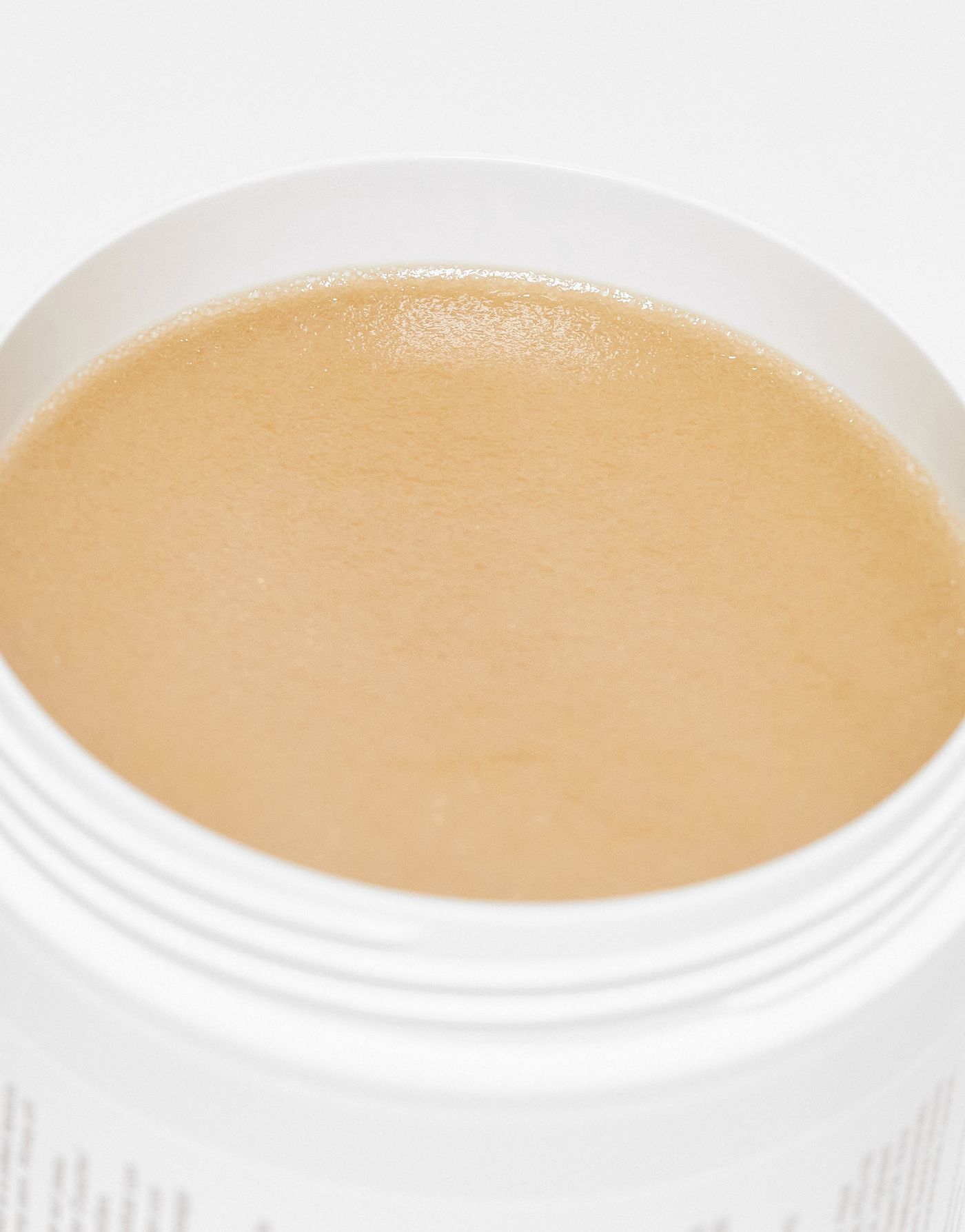 & Other Stories body scrub in Perle de coco