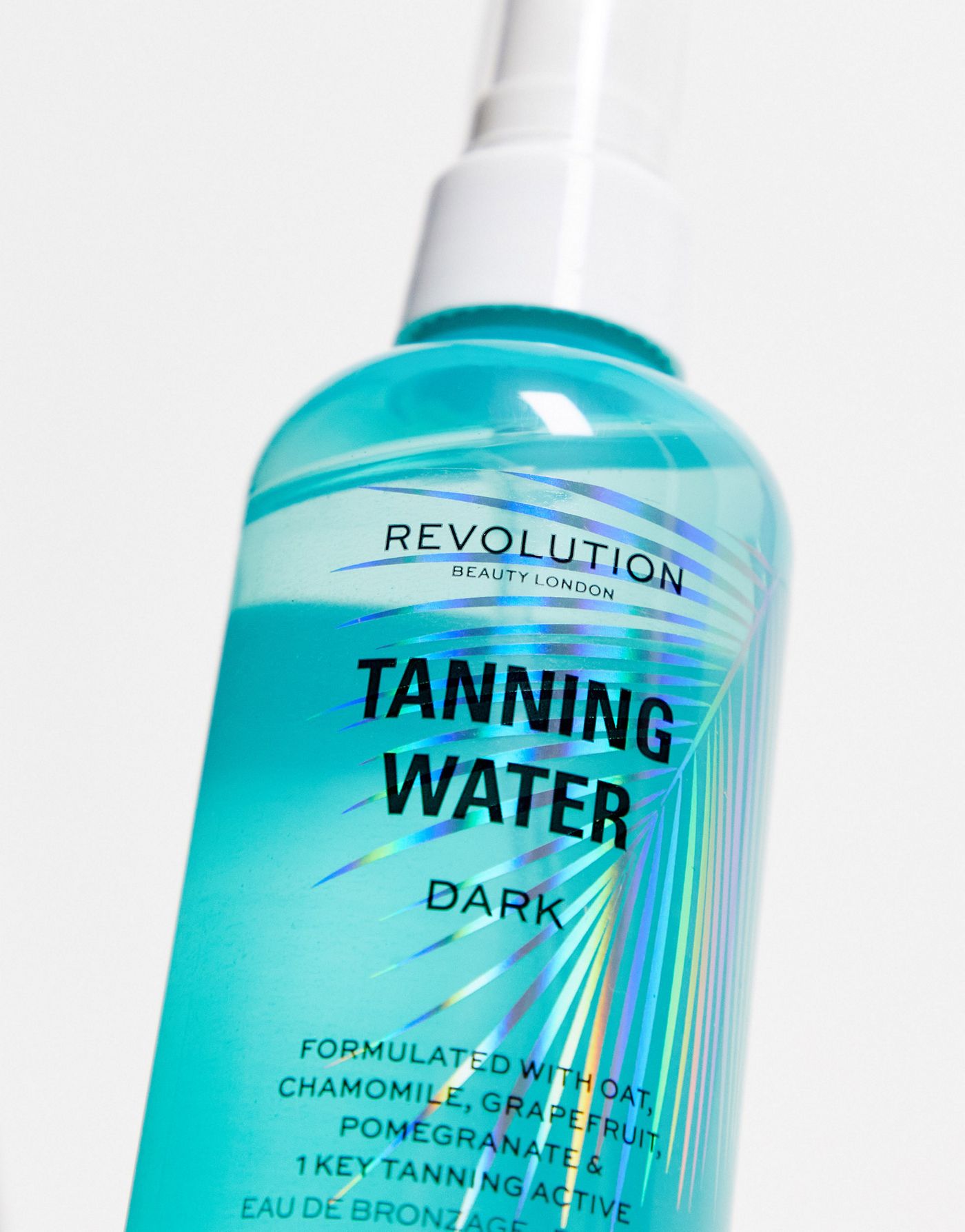 Revolution Beauty Tanning Water - Dark