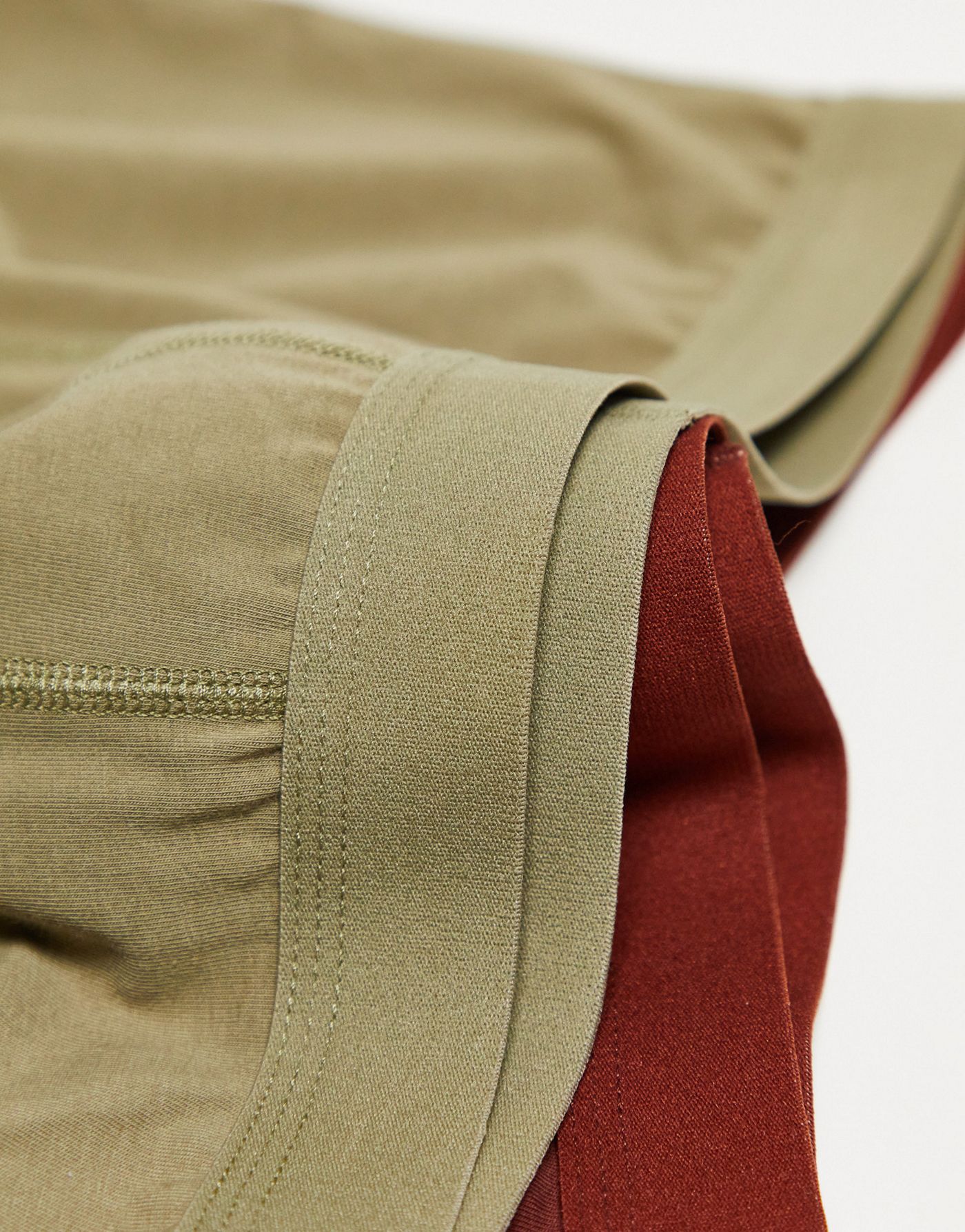 ASOS DESIGN 2 pack trunks in khaki and burgundy