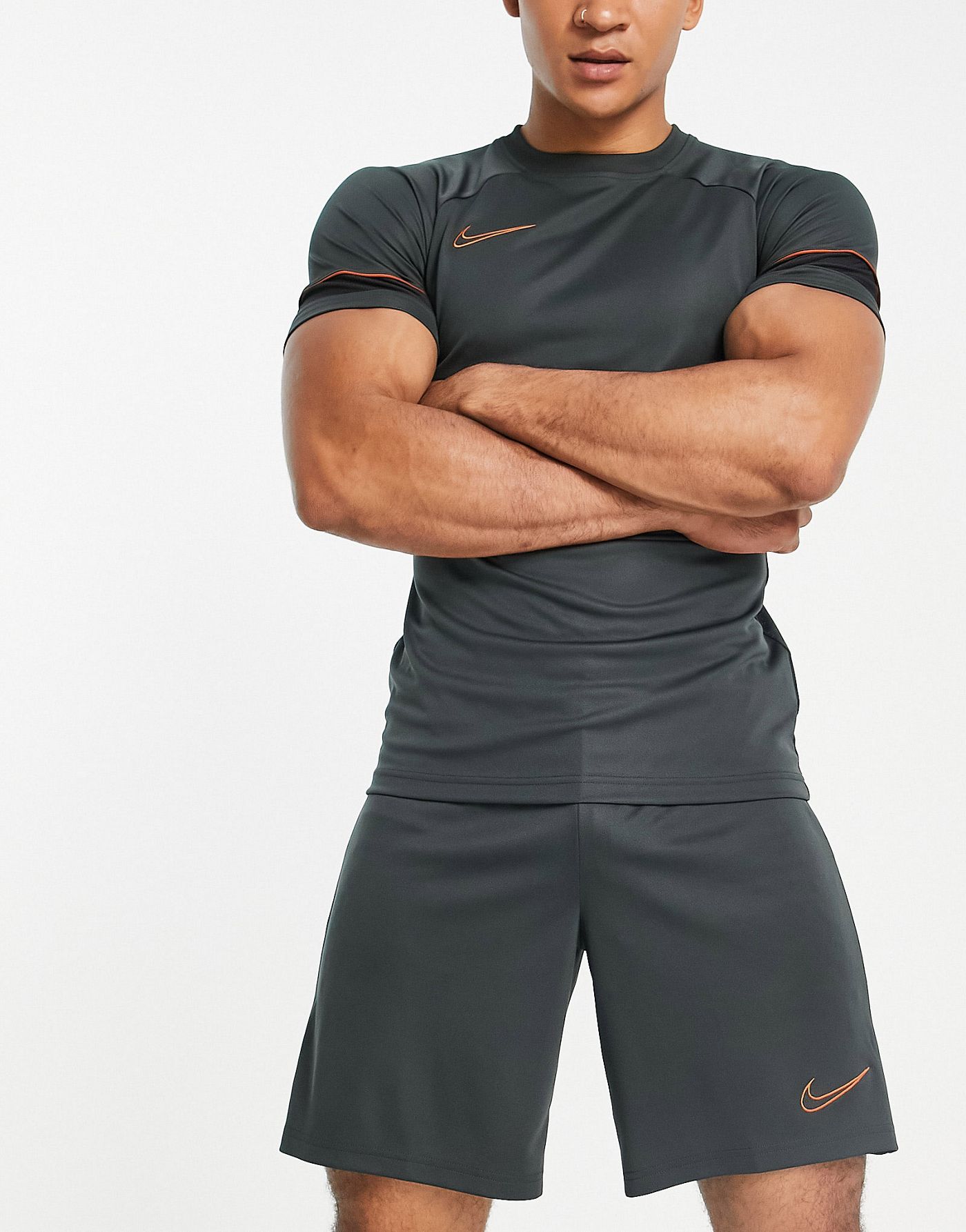Nike Football Academy Dri-FIT t-shorts in dark grey