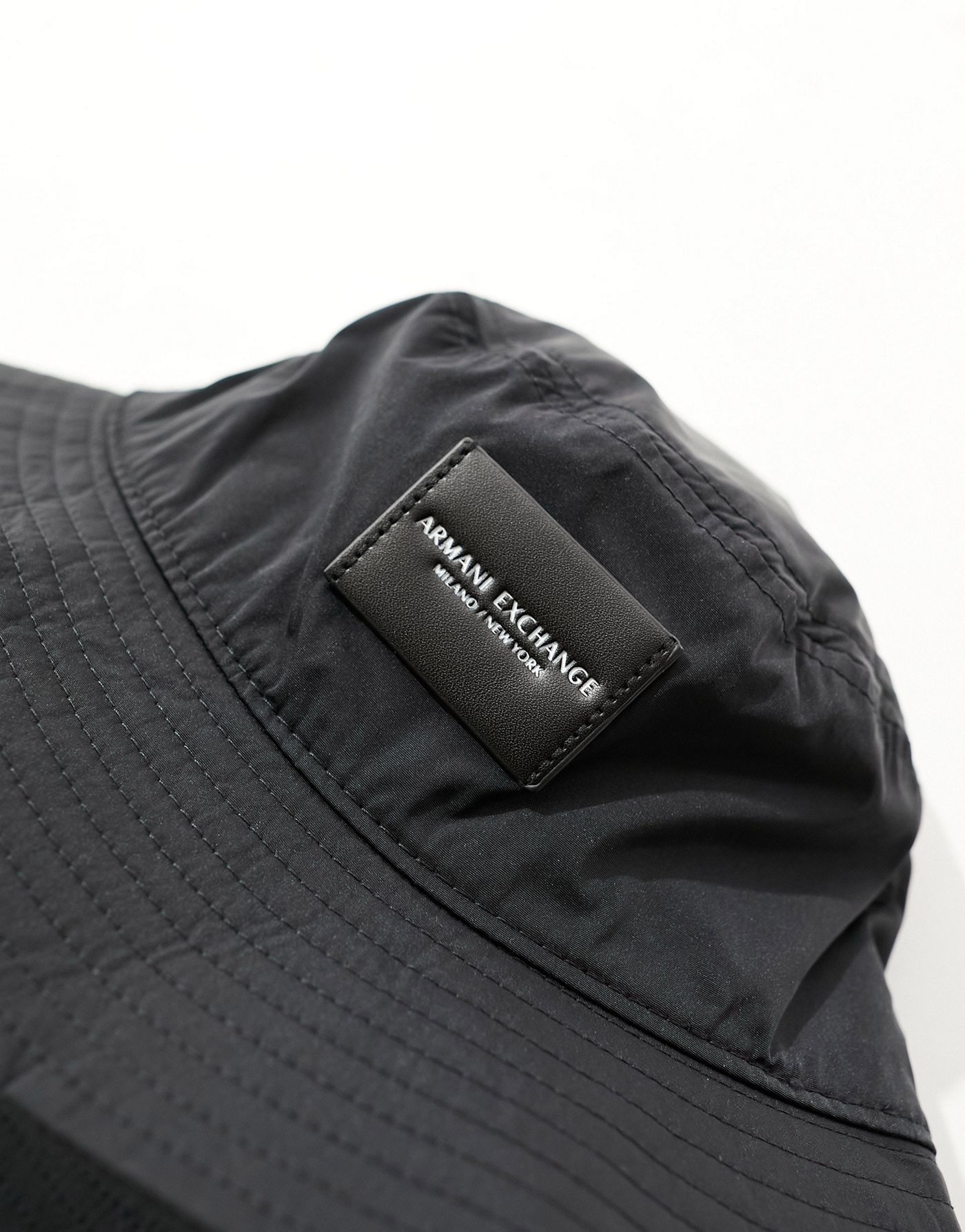 Armani Exchange logo bucket hat in black