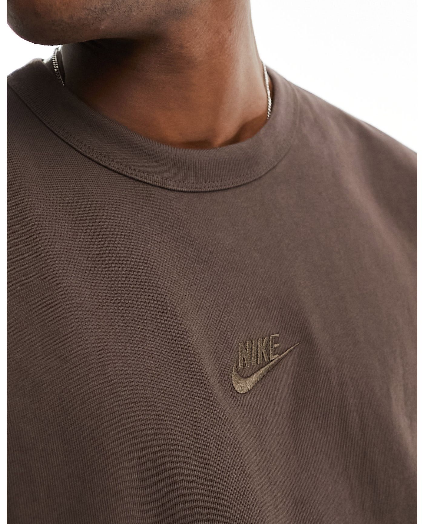  Nike Premium essential long sleeve t-shirt in brown 