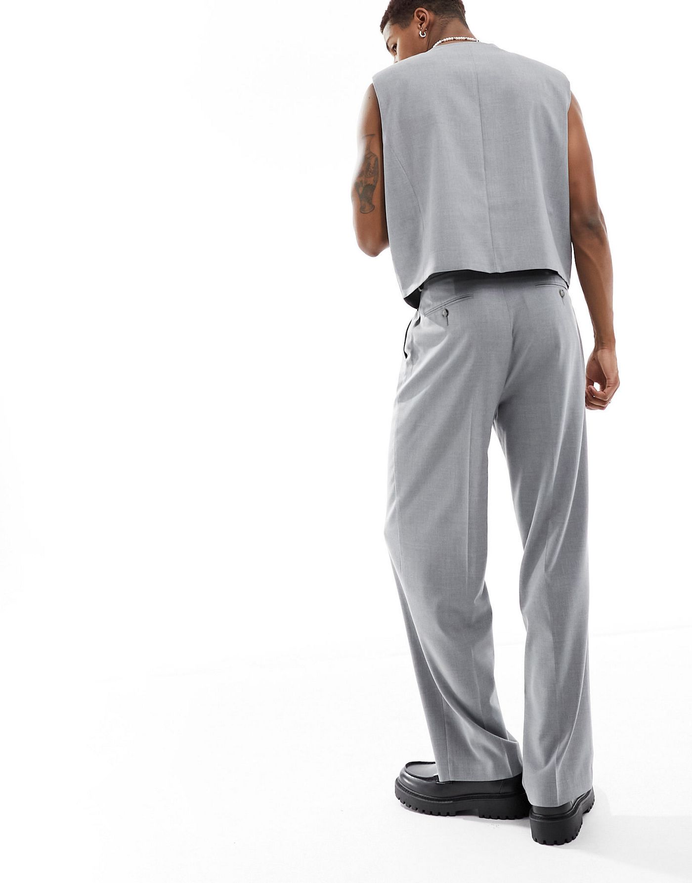 ASOS DESIGN wide suit trousers in grey